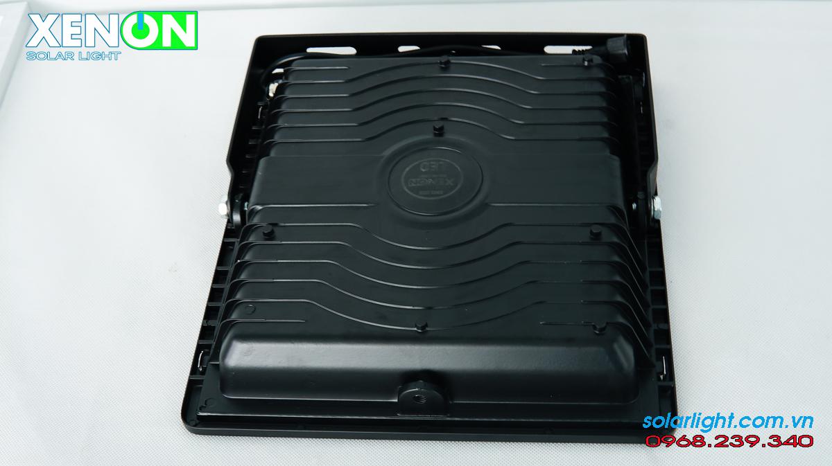 Đèn pha n8ang lượng mặt trời Xenon