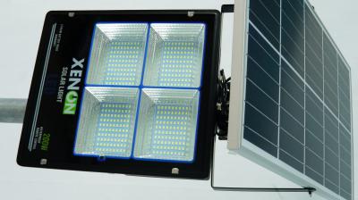 Đèn Năng lượng mặt trời tại Vũng Tàu, Đèn năng lượng hiệu Xenon & Roiled