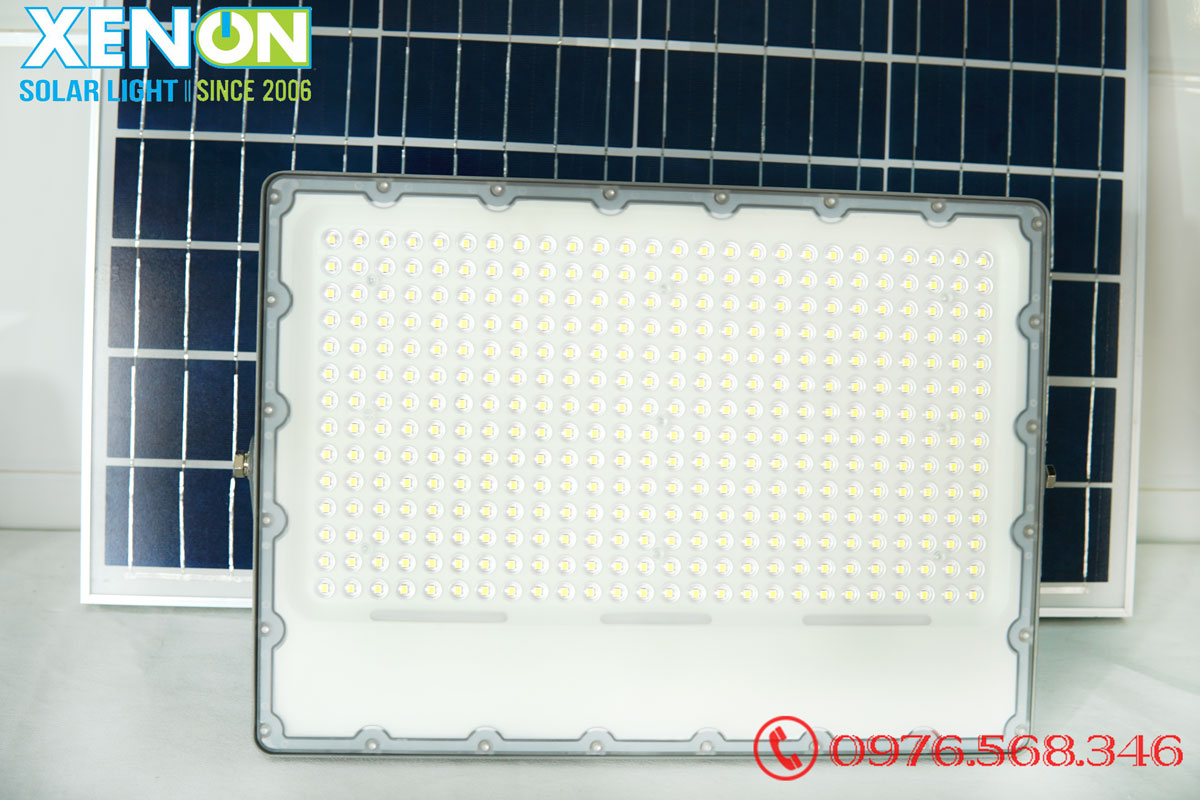 Đèn pha led năng lượng mặt trời Xenon