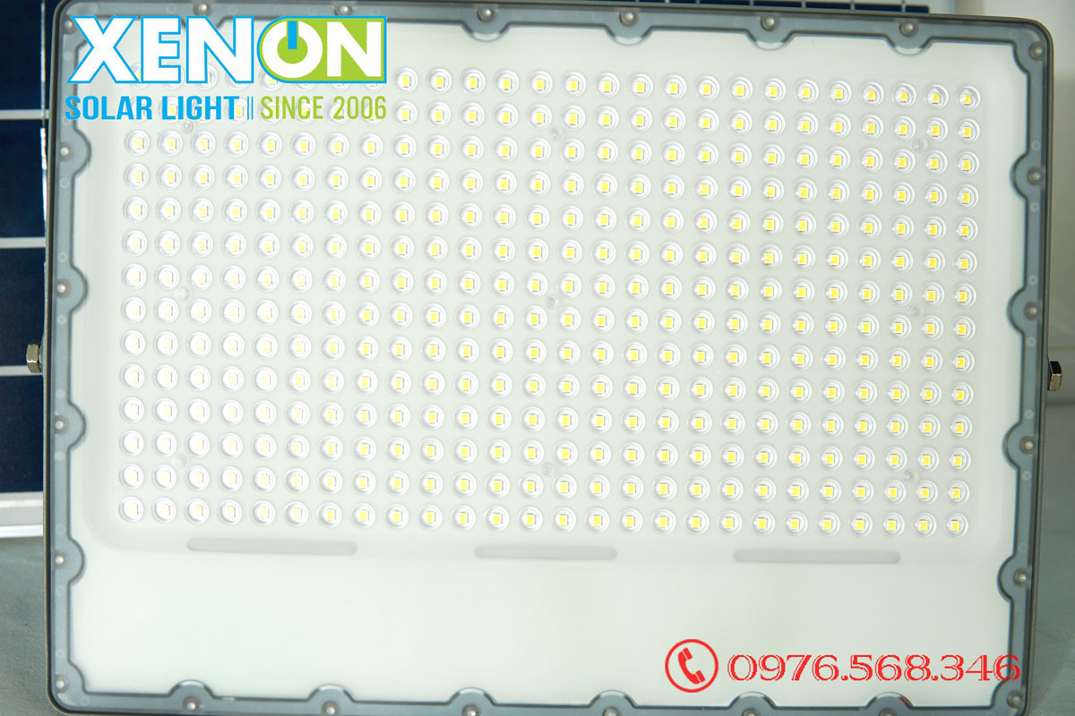 Đèn pha led năng lượng mặt trời Xenon