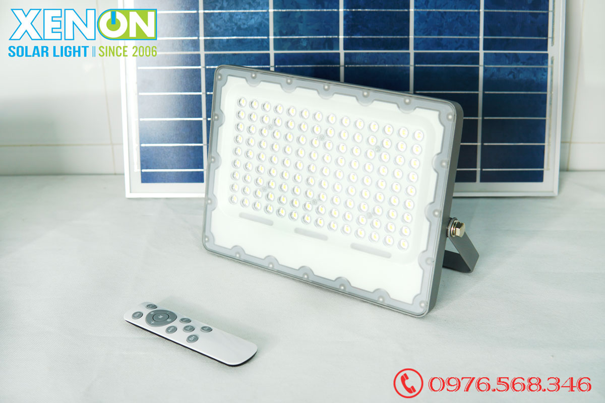 Đèn pha led năng lượng mặt trời Xenon