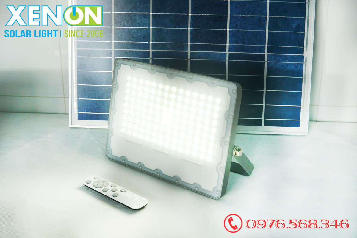 Đèn pha led năng lượng mặt trời Xenon