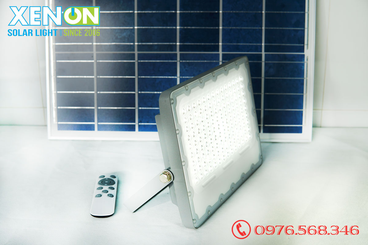 Đèn pha led năng lượng mặt trời Xenon