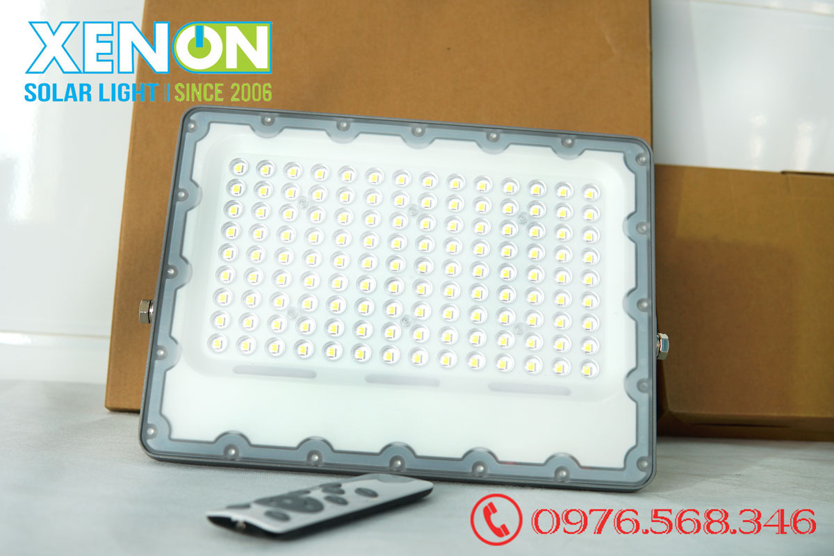 Đèn pha led năng lượng mặt trời Xenon