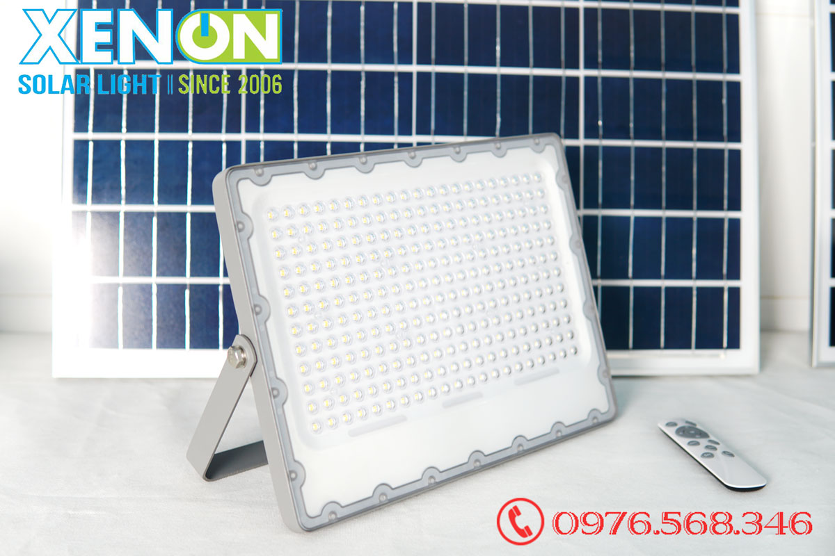 Đèn pha led năng lượng mặt trời Xenon