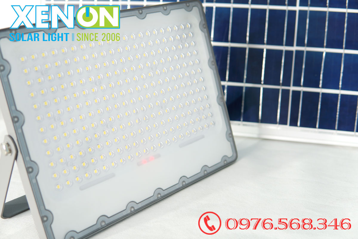 Đèn pha led năng lượng mặt trời Xenon