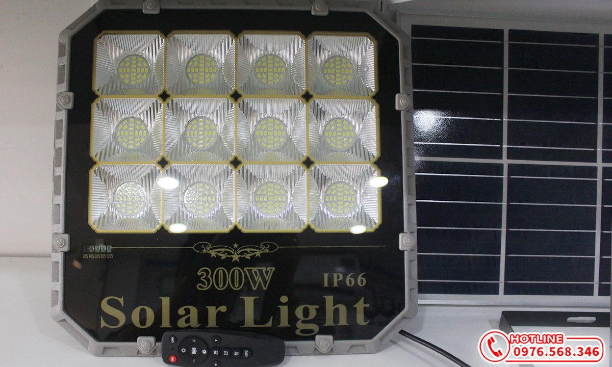 Đèn pha năng lượng mặt trời 300w cao cấp Roiled TF-300w